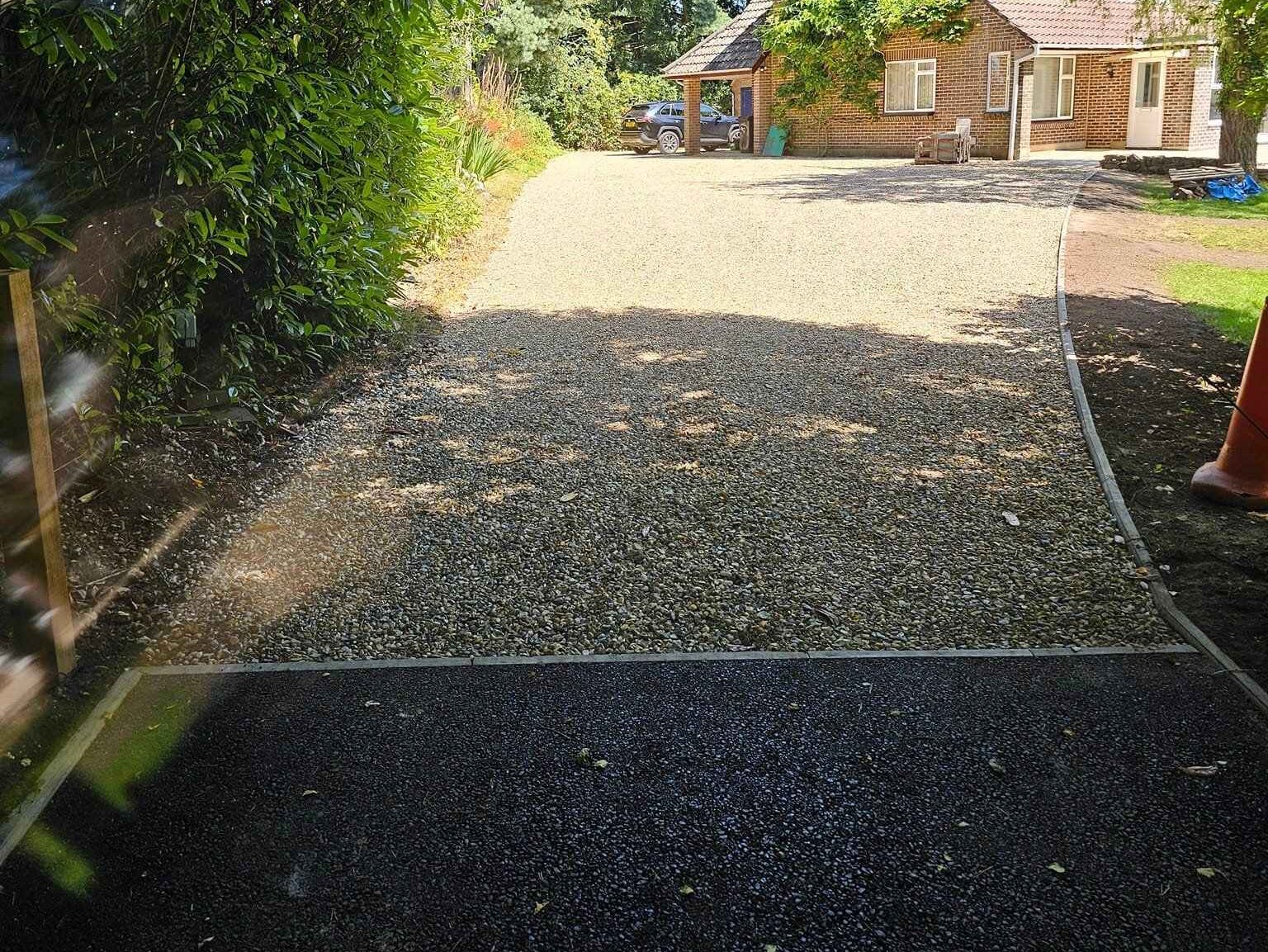 Gravel and Tarmac Driveway